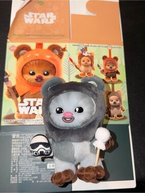 DISNEY STAR WARS HOT TOYS COSBI EWOKS OPENED PLUSH PENDANT KEYCHAIN BRETHUPP